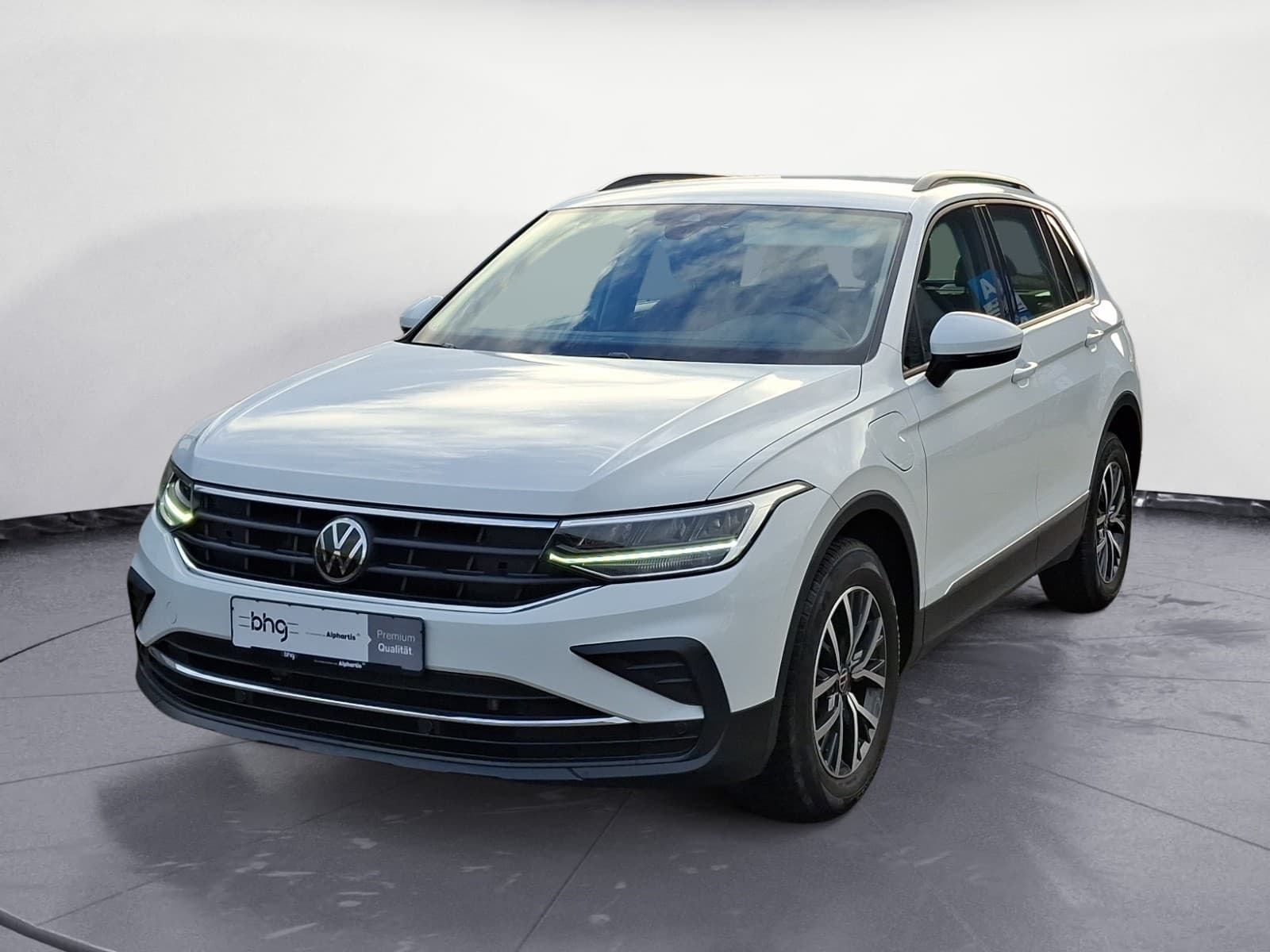 Volkswagen - Tiguan 1.4 eHybrid OPF DSG Life