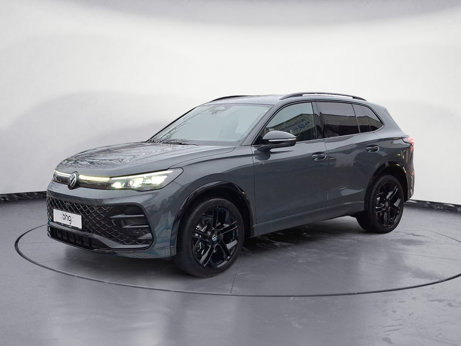 Volkswagen - Tiguan 2.0 TDI SCR 4MOTION DSG R-Line