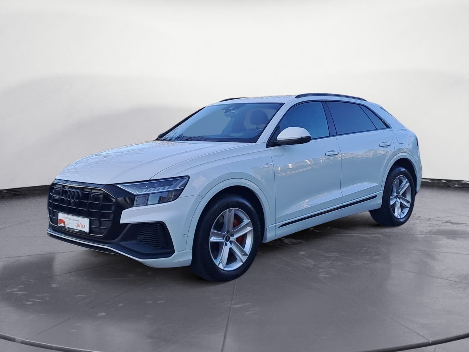 Audi - Q8 55 TFSIe quattro tiptronic S line