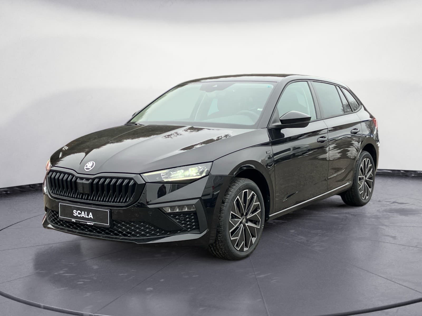 Skoda - Scala Tour 1,0 TSI 7-Gang-DSG