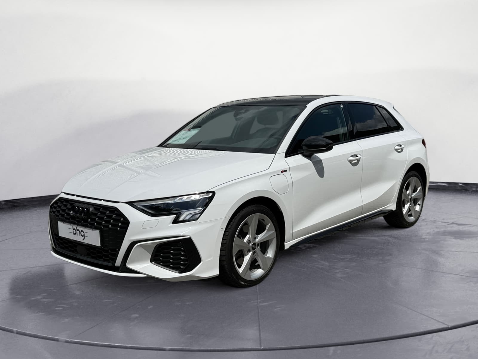 Audi - A3 40 TFSIe Sportback S tronic S line
