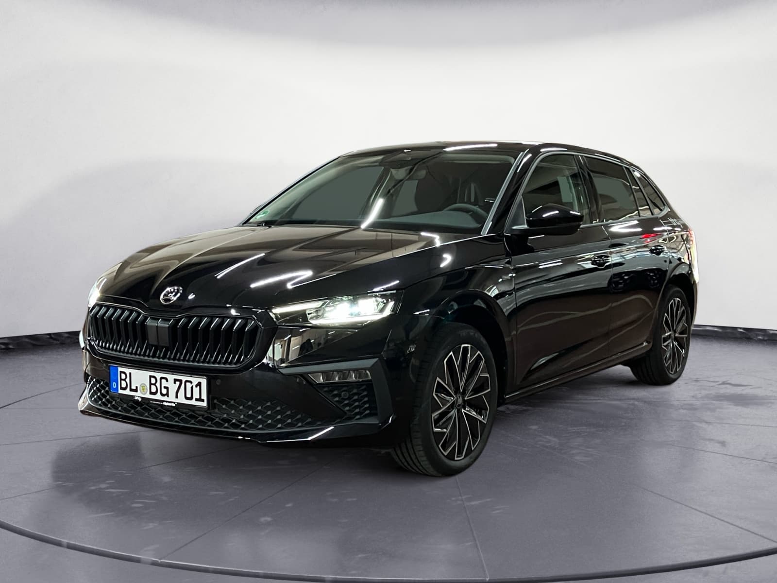 Skoda - Scala Tour 1,0 TSI 7-Gang-DSG