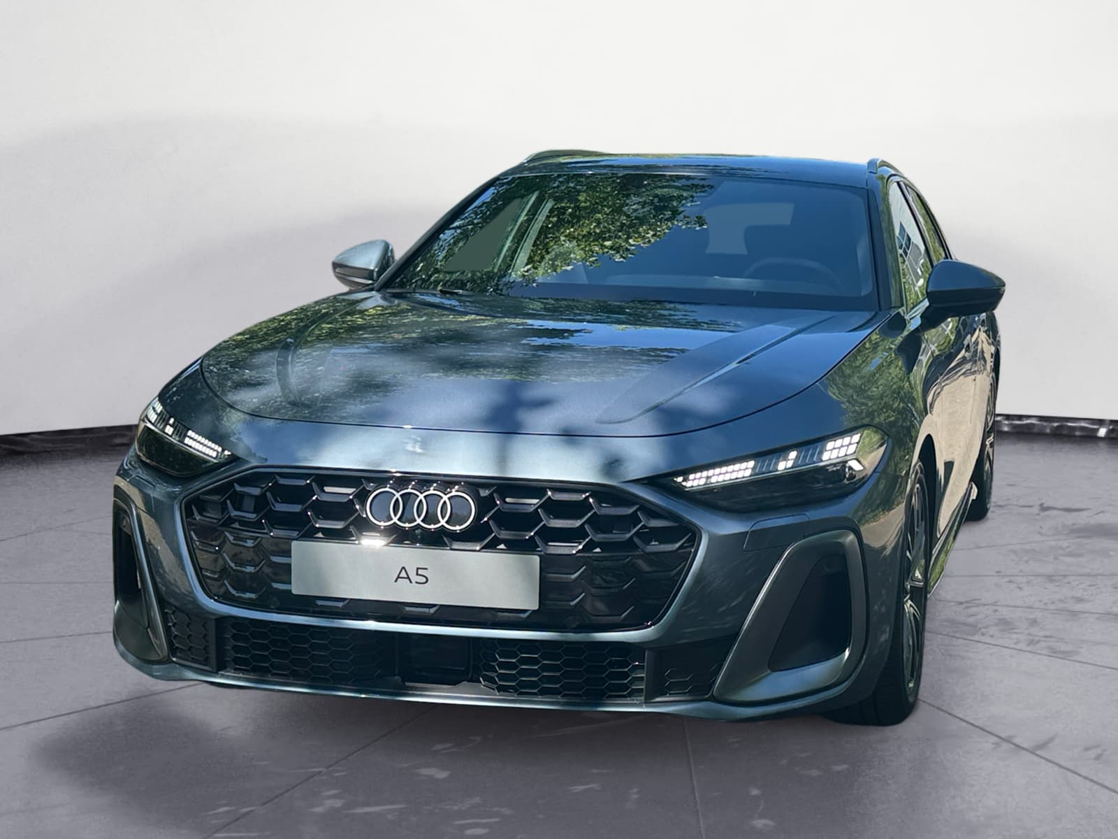 Audi - A5 Avant TFSI quattro S tron ic