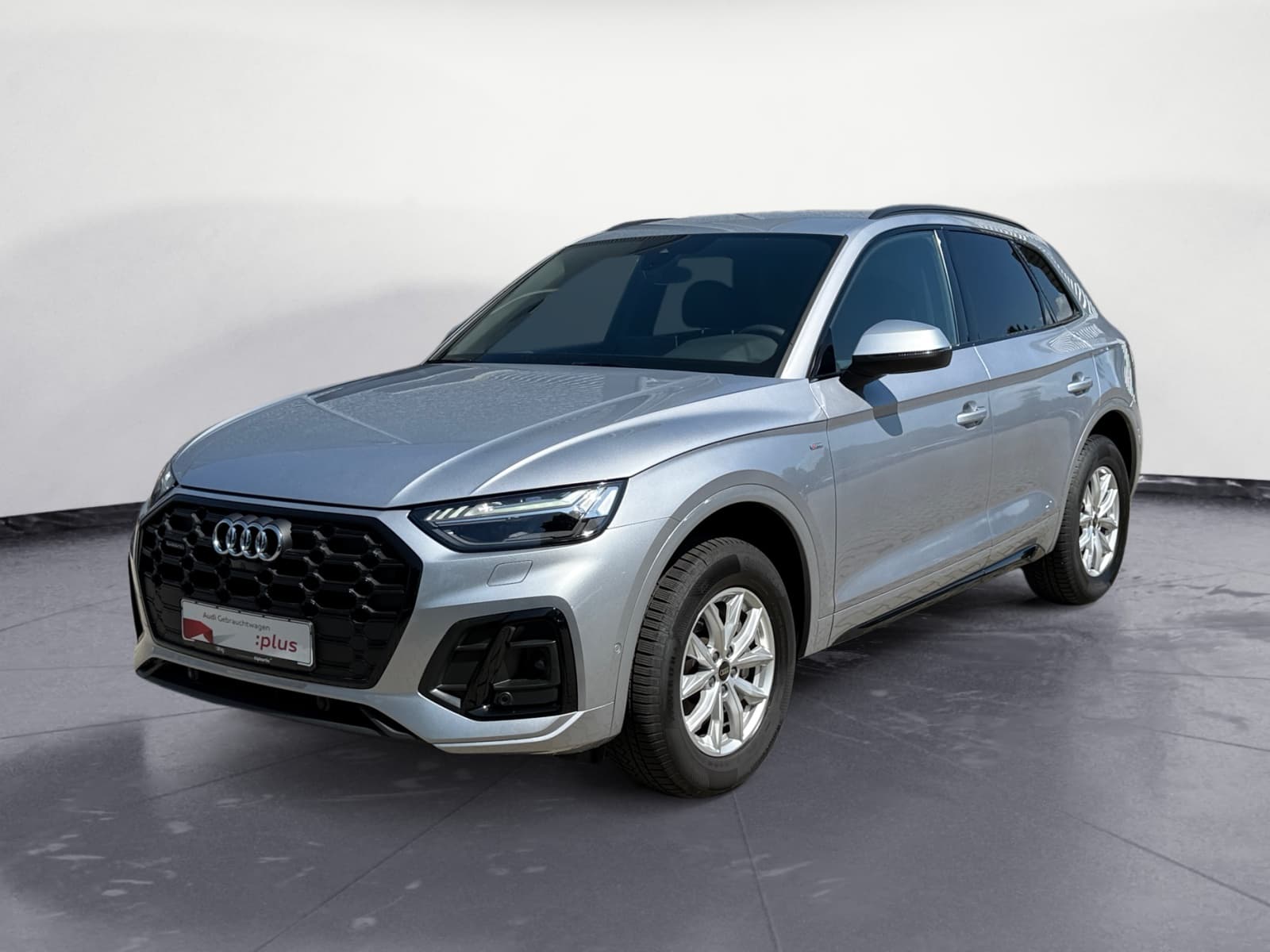 Audi - Q5 45 TFSI quattro S tronic S line business