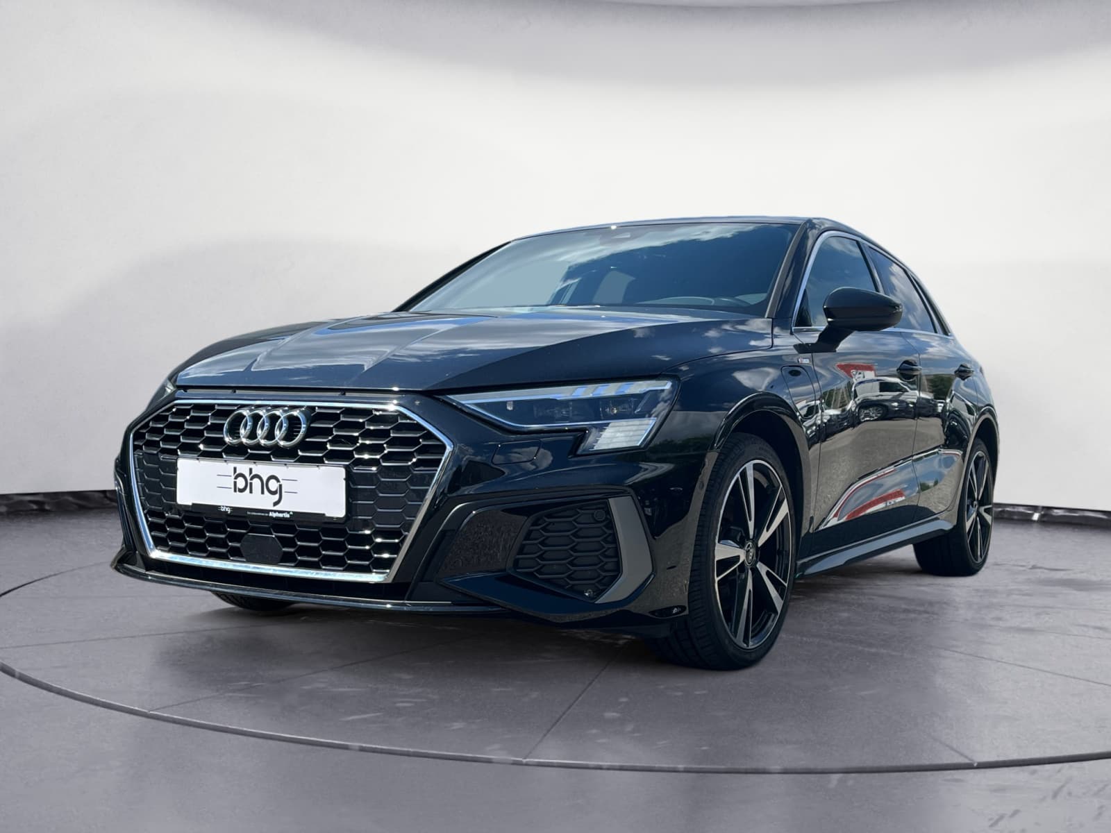 Audi - A3 40 TFSIe Sportback S tronic S line