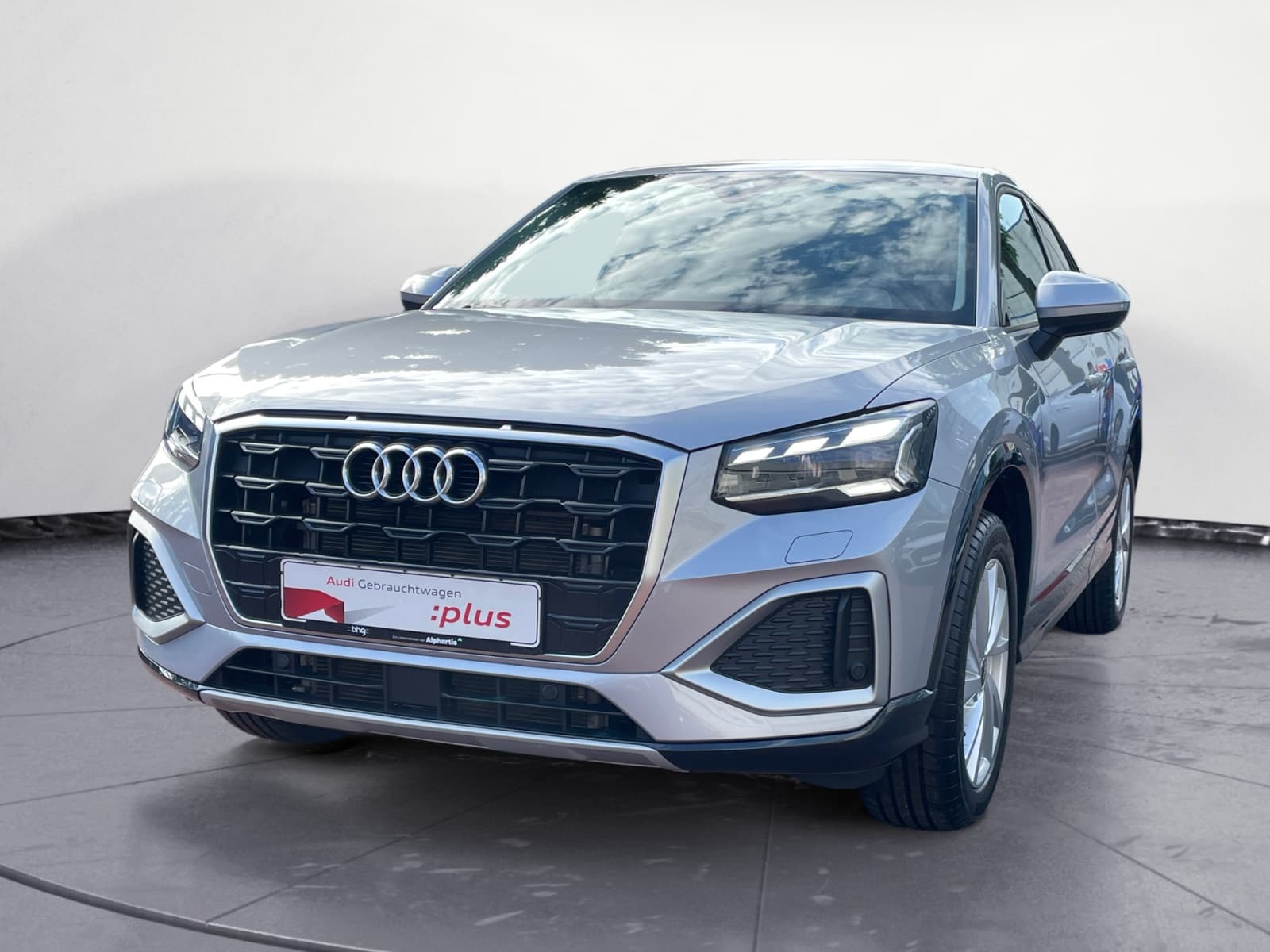 Audi - Q2