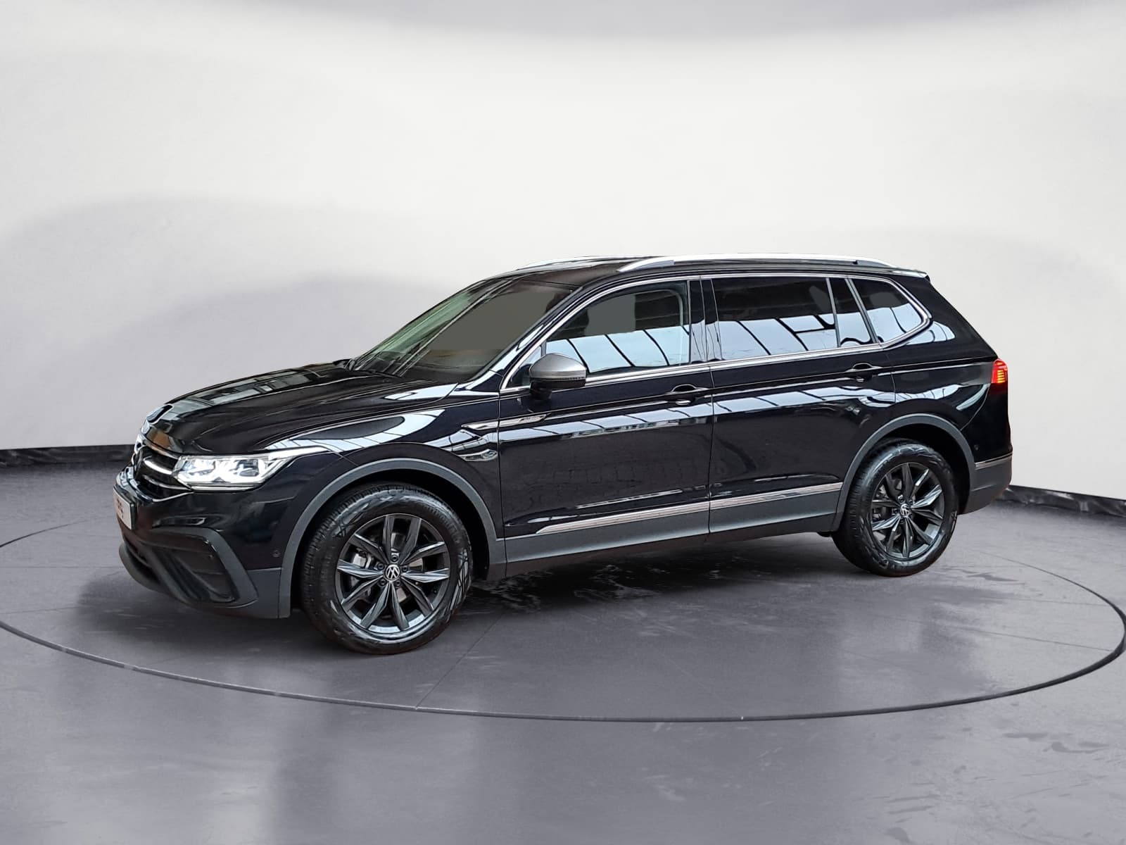 Volkswagen - Tiguan Allspace Life 2,0 l TDI SCR 110 k