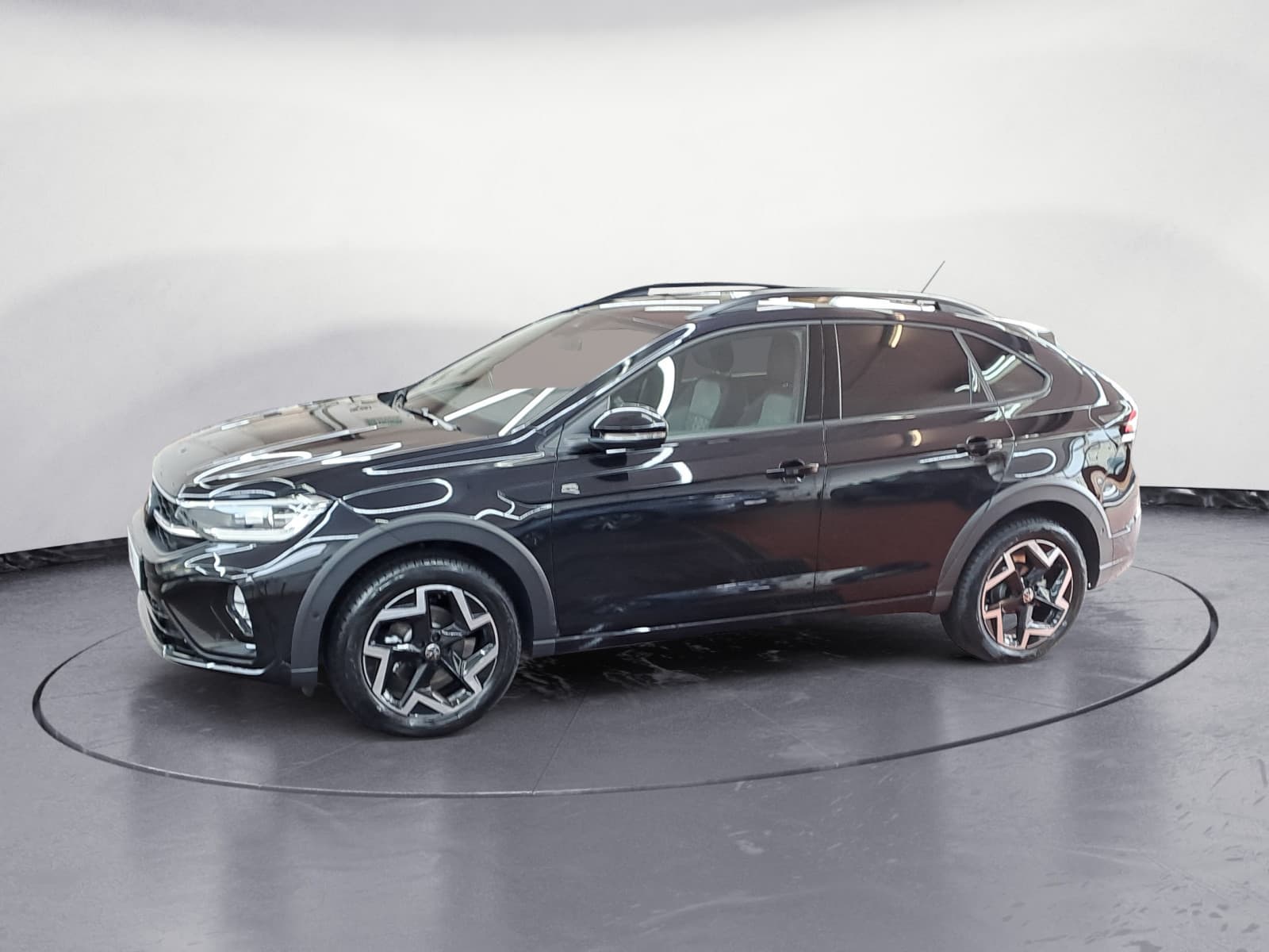 Volkswagen - Taigo R-Line 1,0 l TSI OPF   ) 7-Gang-Doppelkupplungsgetriebe DSG