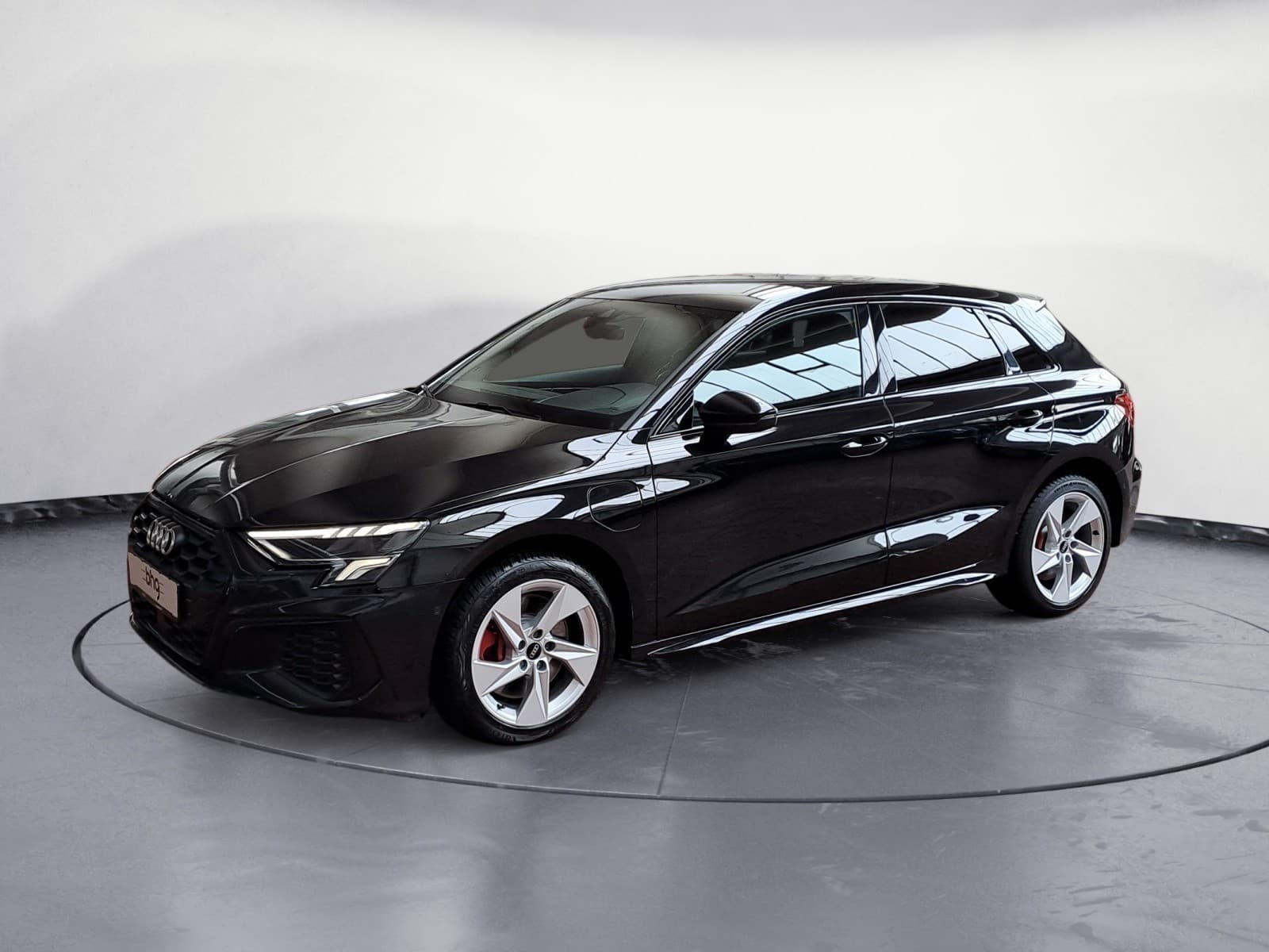 Audi - A3 45 TFSIe Sportback S tronic S line