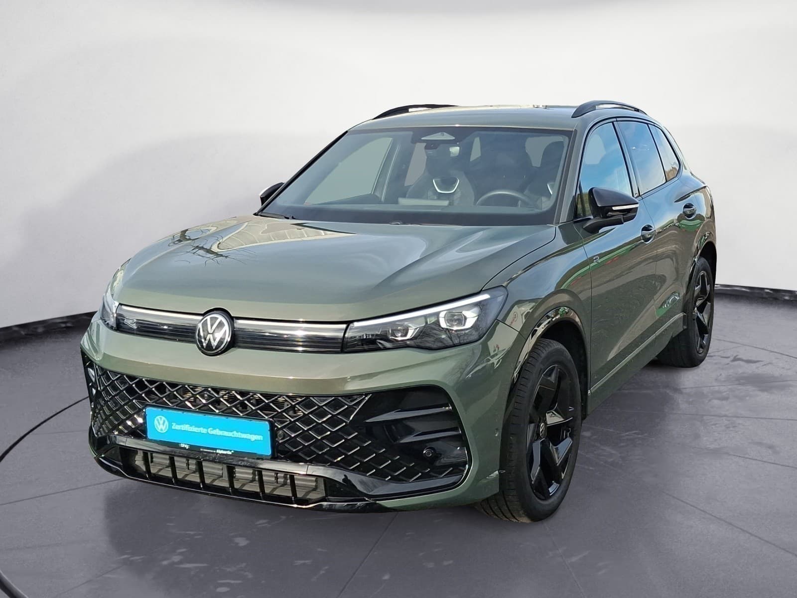 Volkswagen - Tiguan R-Line 2,0 l TDI SCR 7-Gang-Doppelkupplungsgetriebe DSG