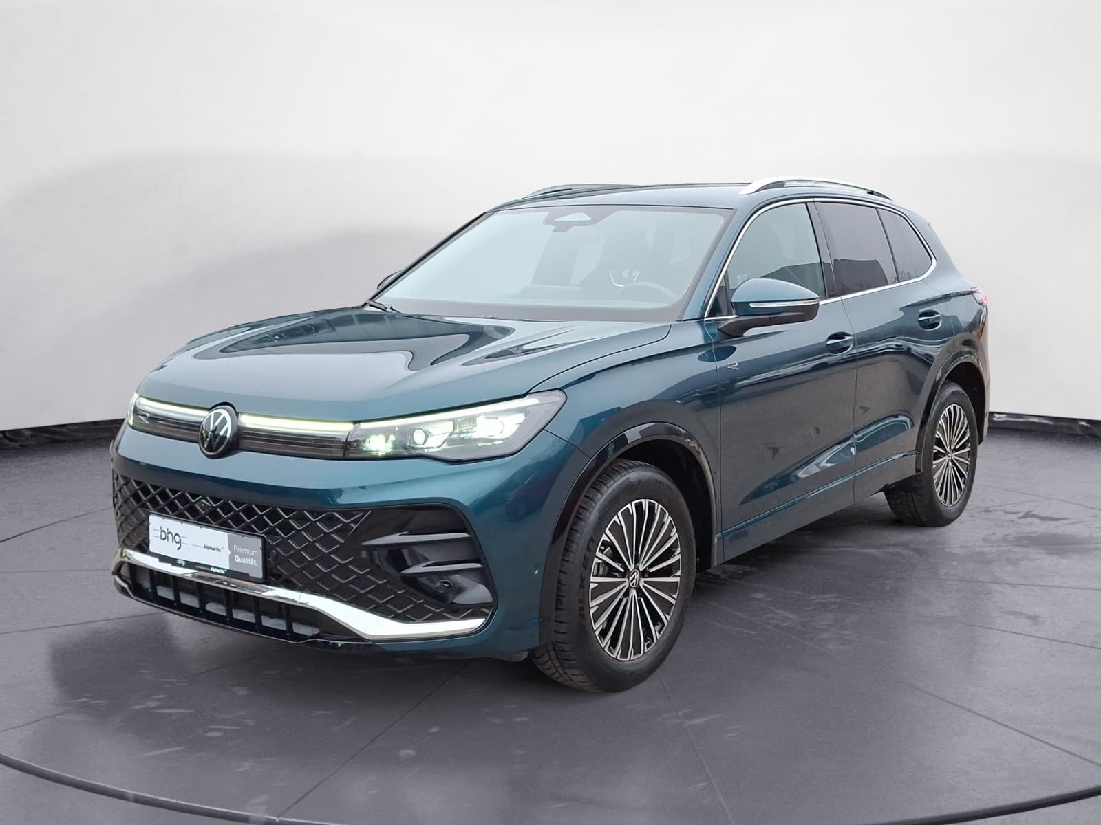 Volkswagen - Tiguan 2.0 TSI 4MOTION DSG R-Line