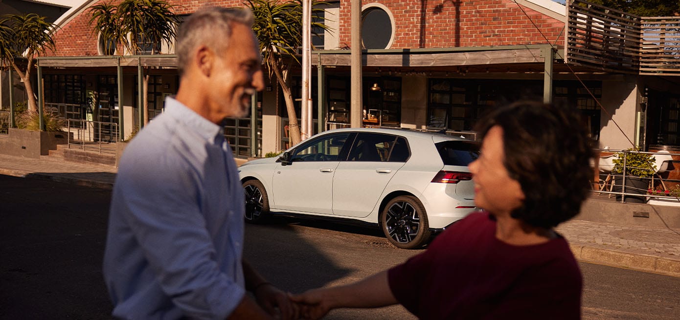 VW Golf Seitenansicht.jpg