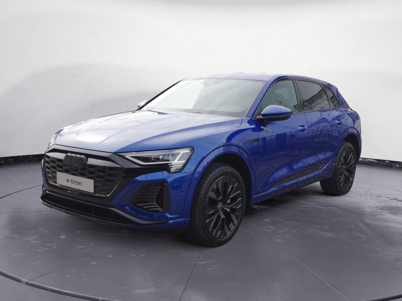 Audi - Q8 S line 50 e-tron quattro ,