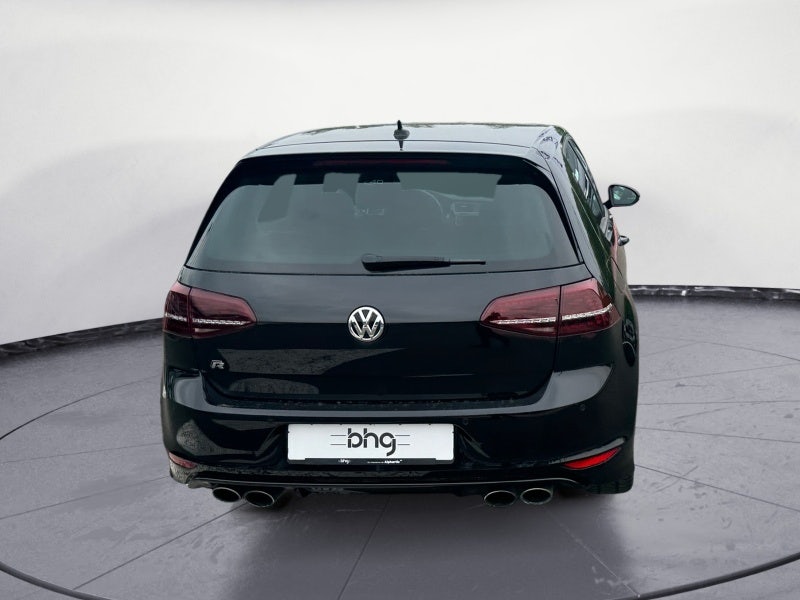 Volkswagen - Golf R