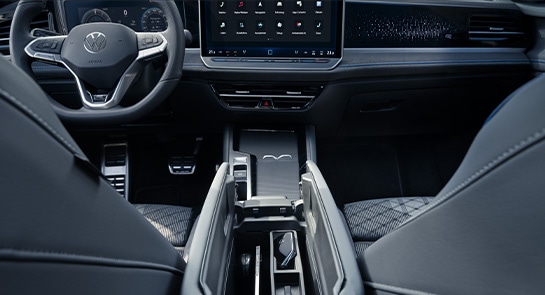 VW Passat Innenraum.jpg