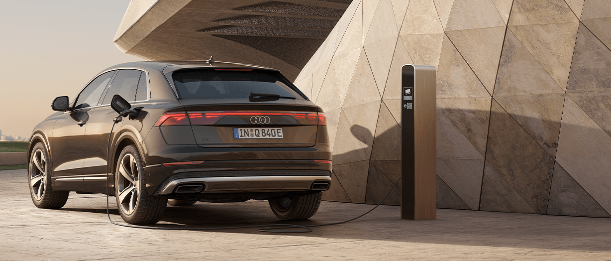 Der neue Audi Q8 TFSIe