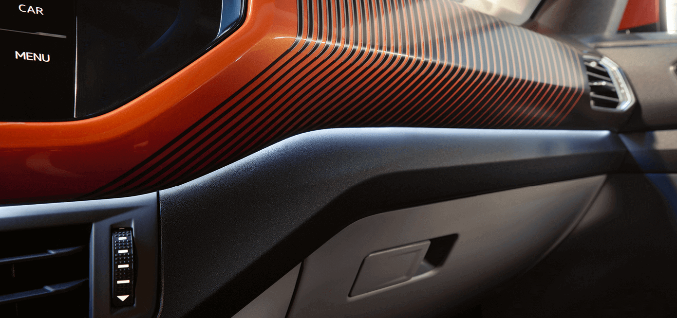 D8407O90015_00000_Innenaussst_T-Cross_1390x654px3.PNG