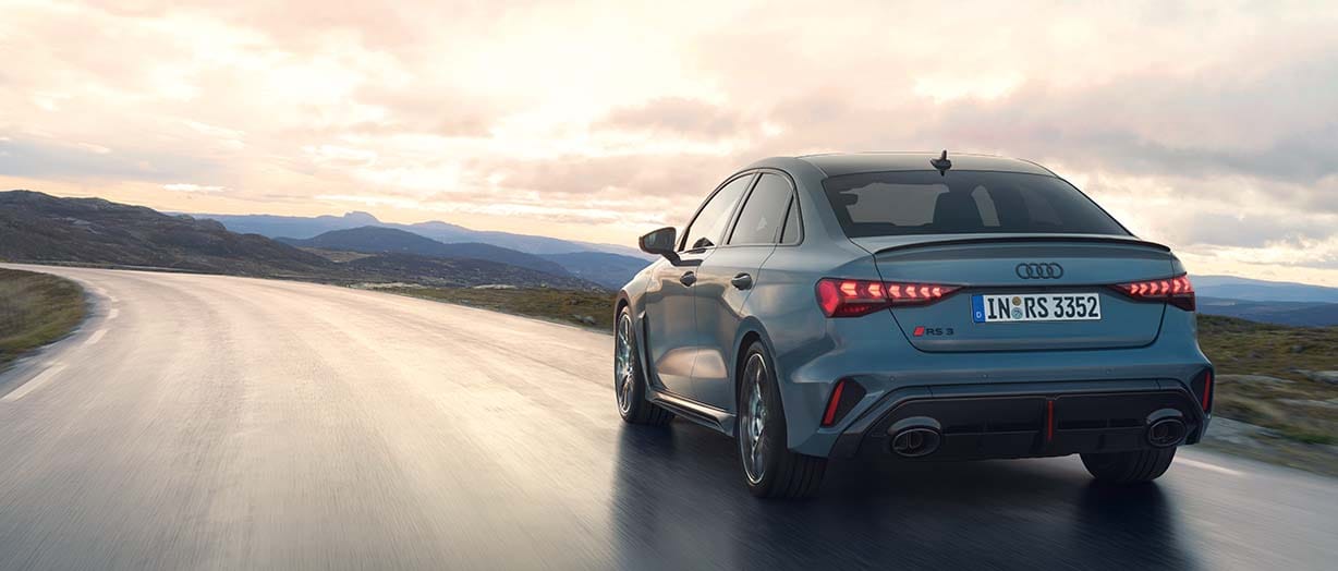 Die Audi RS 3 Limousine 294 kW S tronic