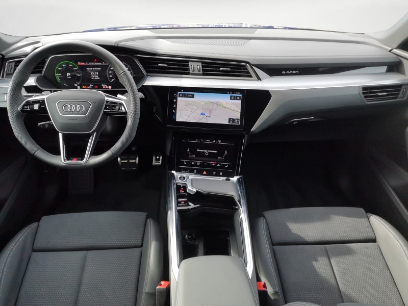 Audi - Q8 S line 50 e-tron quattro ,