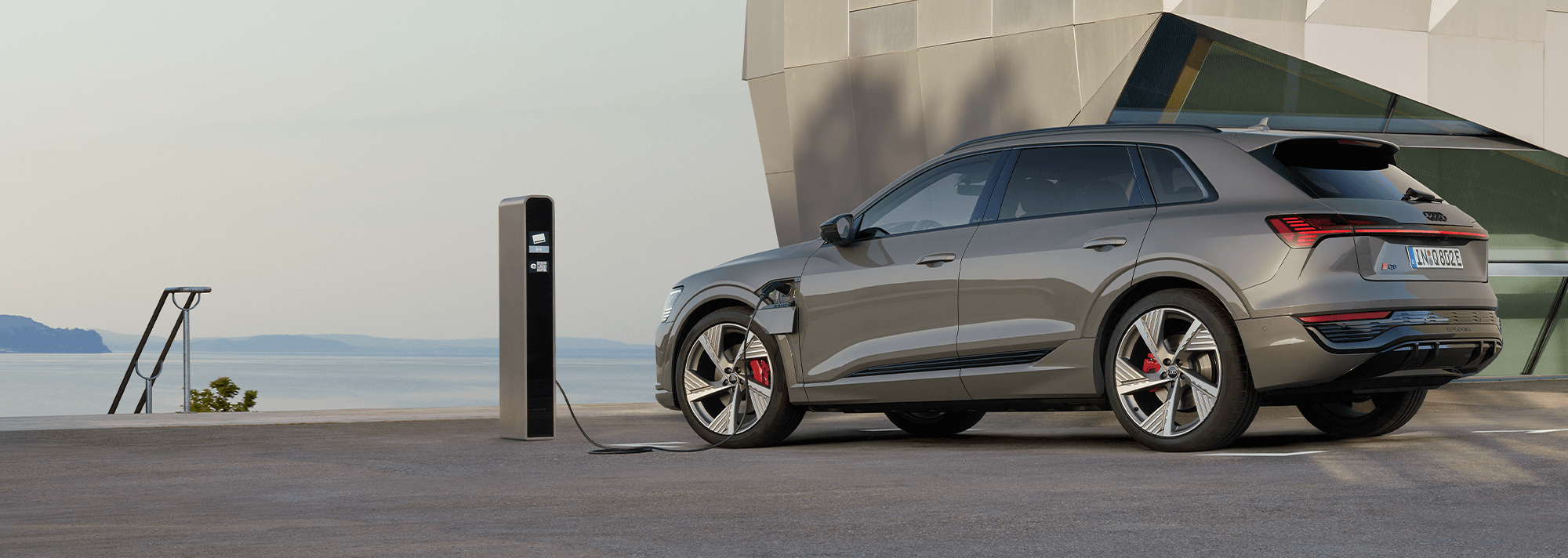 Audi Q8 advanced 50 e-tron quattro 250 kW